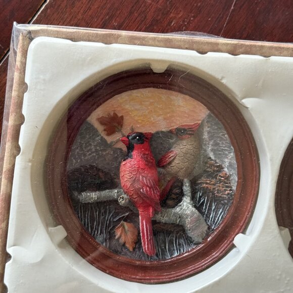 Decorative 6 bird plates, new in box , charming - Picture 2 of 7